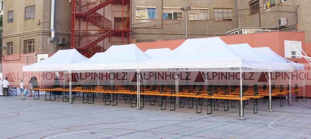 Fabricantes de mesas y bancos plegables de madera Mesas cerveceras para eventos en Barcelona